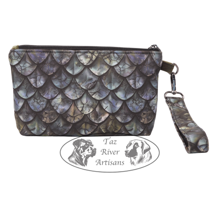 Two-Toned Wristlet - Toothless Dragon Scales